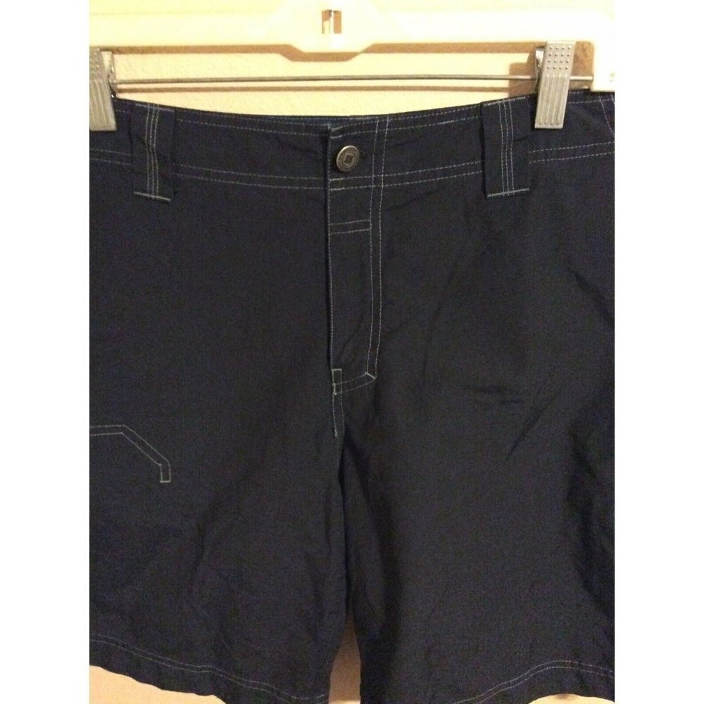 Columbia Shorts Mens Size 34 Navy Blue Omni Shade Sun Protection - Picture 2 of 10